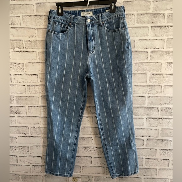 PacSun Denim - Women’s PacSun medium wash white stripe 100% cotton mom jeans 28